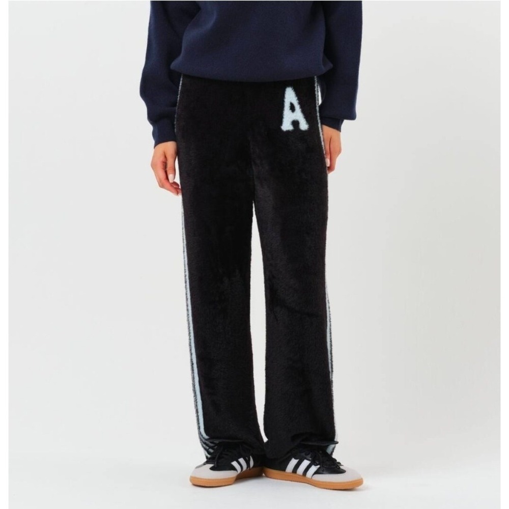 Atmos Pink Black Fluffy Knit Wide‎ Leg Pants Side Stripe 24FW-KMPT08 Size Free